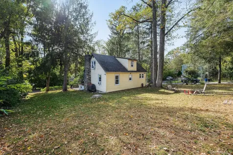 2 Tuxedo Road Carmel NY 10512