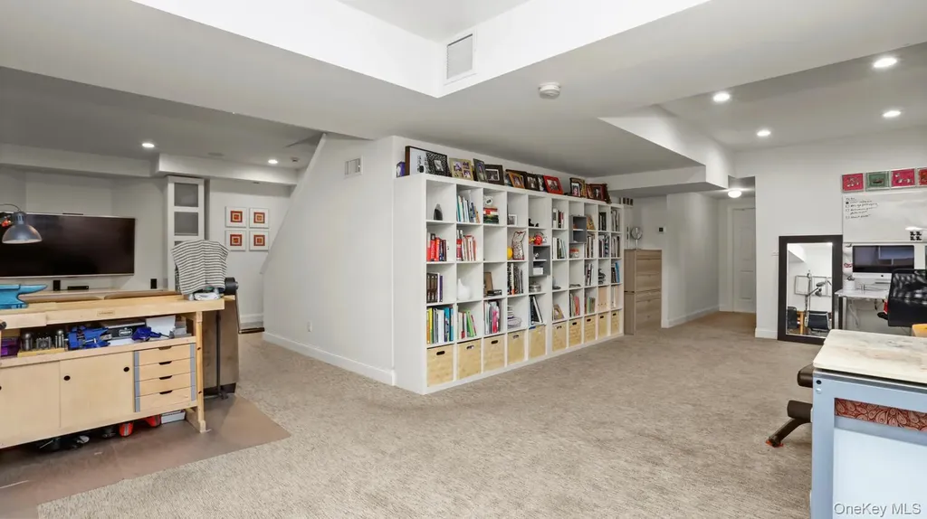 42 Miller Circle Armonk NY 10504