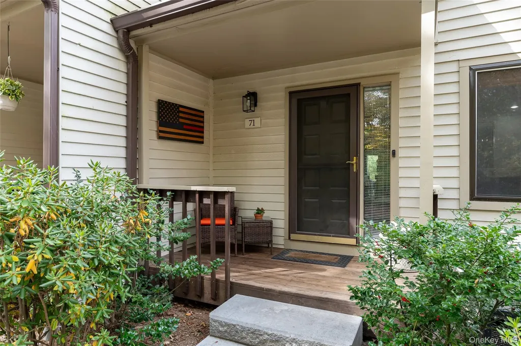 71 Pheasant Run Millwood NY 10546
