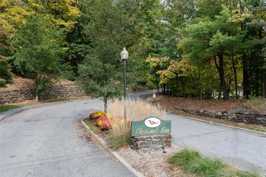 71 Pheasant Run Millwood NY 10546