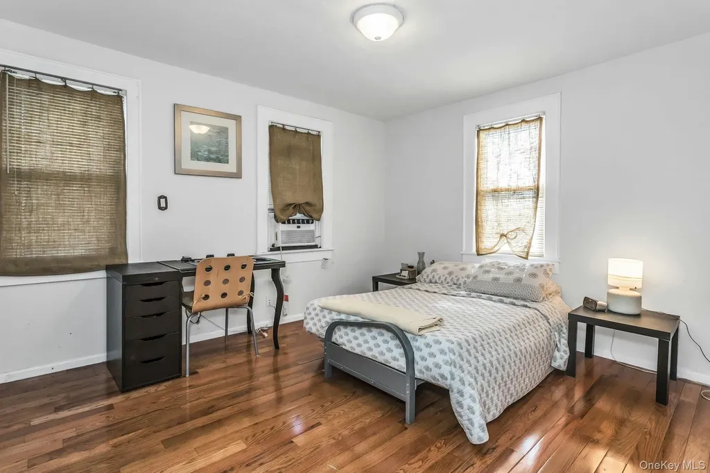 12 Washington Drive Merrick NY 11566