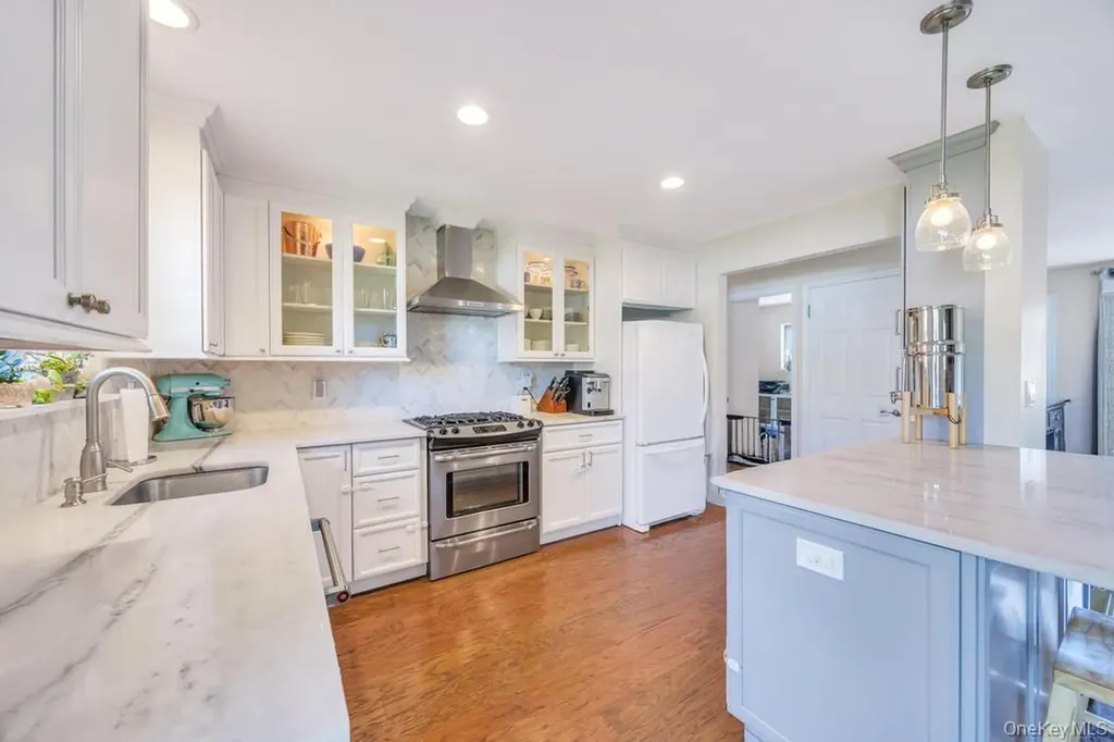 113 Ithaca Street Bay Shore NY 11706