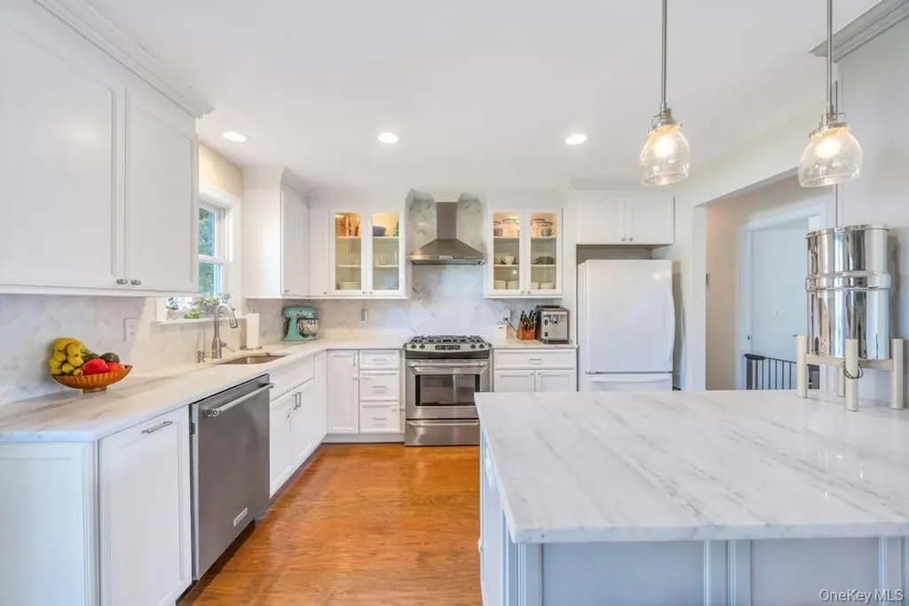 113 Ithaca Street Bay Shore NY 11706