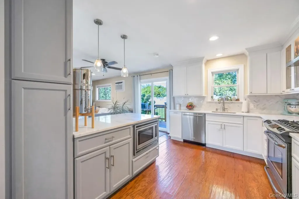 113 Ithaca Street Bay Shore NY 11706