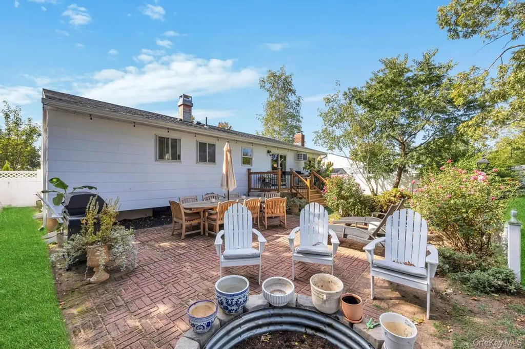 113 Ithaca Street Bay Shore NY 11706