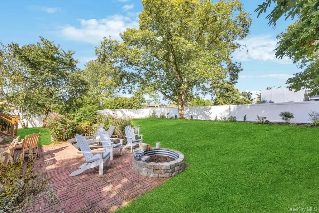 113 Ithaca Street Bay Shore NY 11706