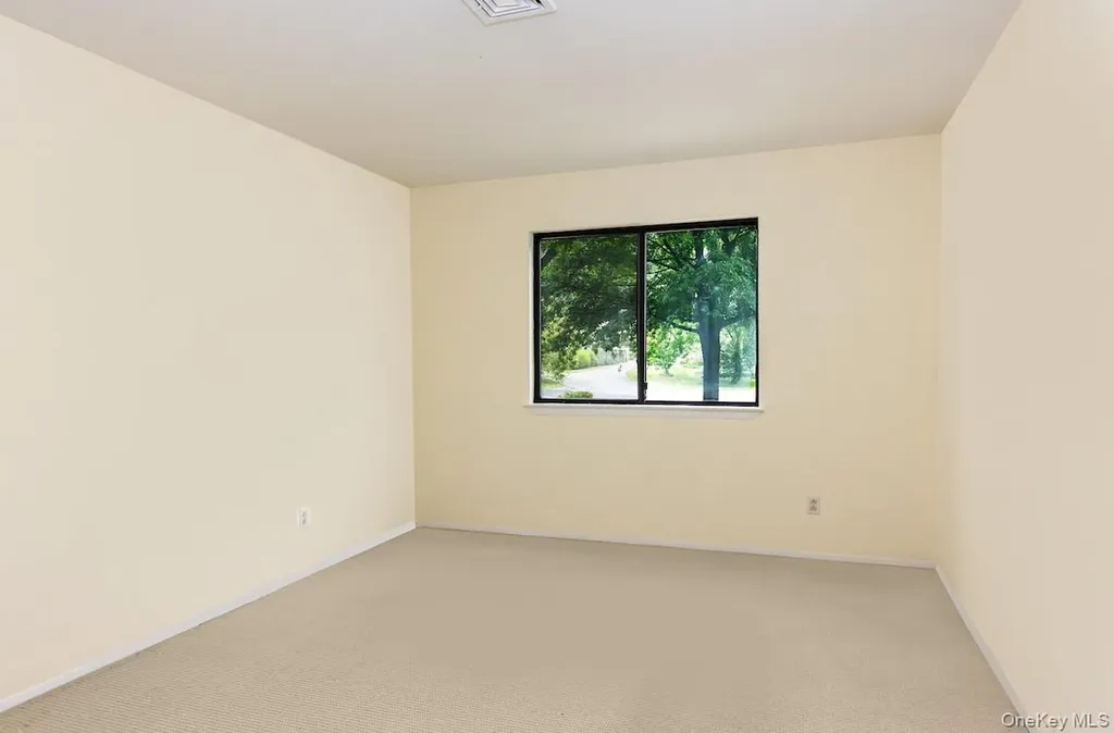 1001 Hunters Run Dobbs Ferry NY 10522