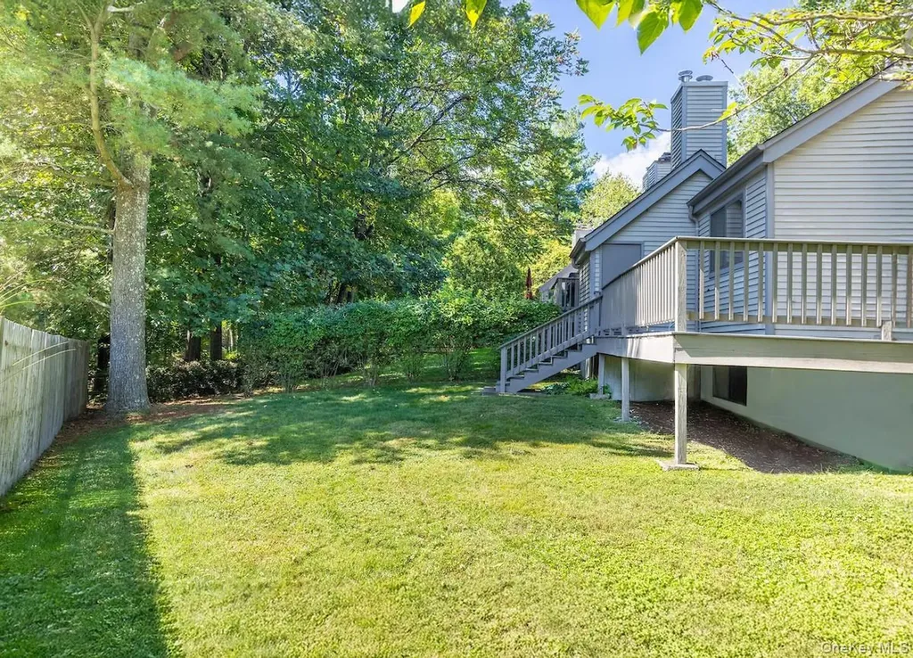 1001 Hunters Run Dobbs Ferry NY 10522