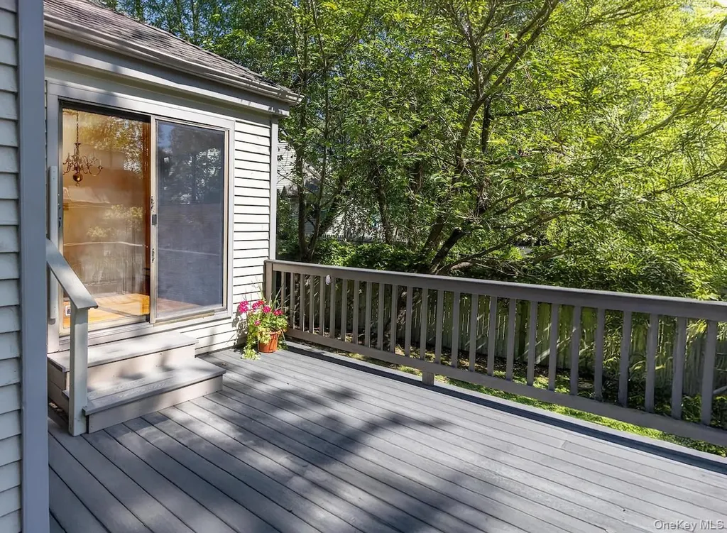 1001 Hunters Run Dobbs Ferry NY 10522