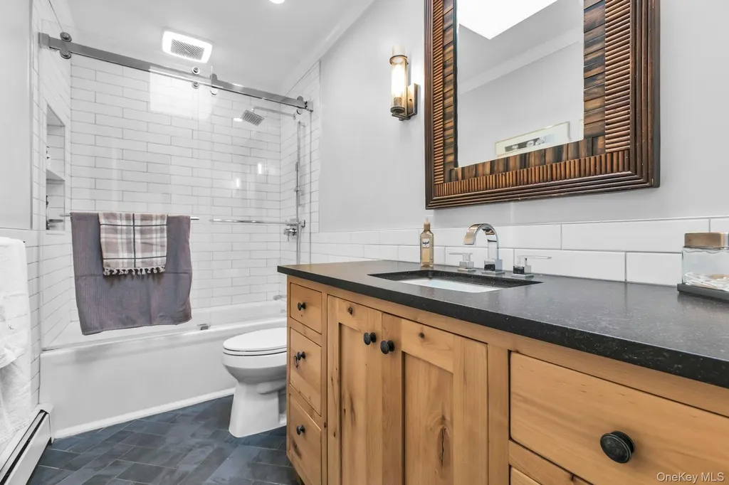 12 Whitebirch Lane Commack NY 11725