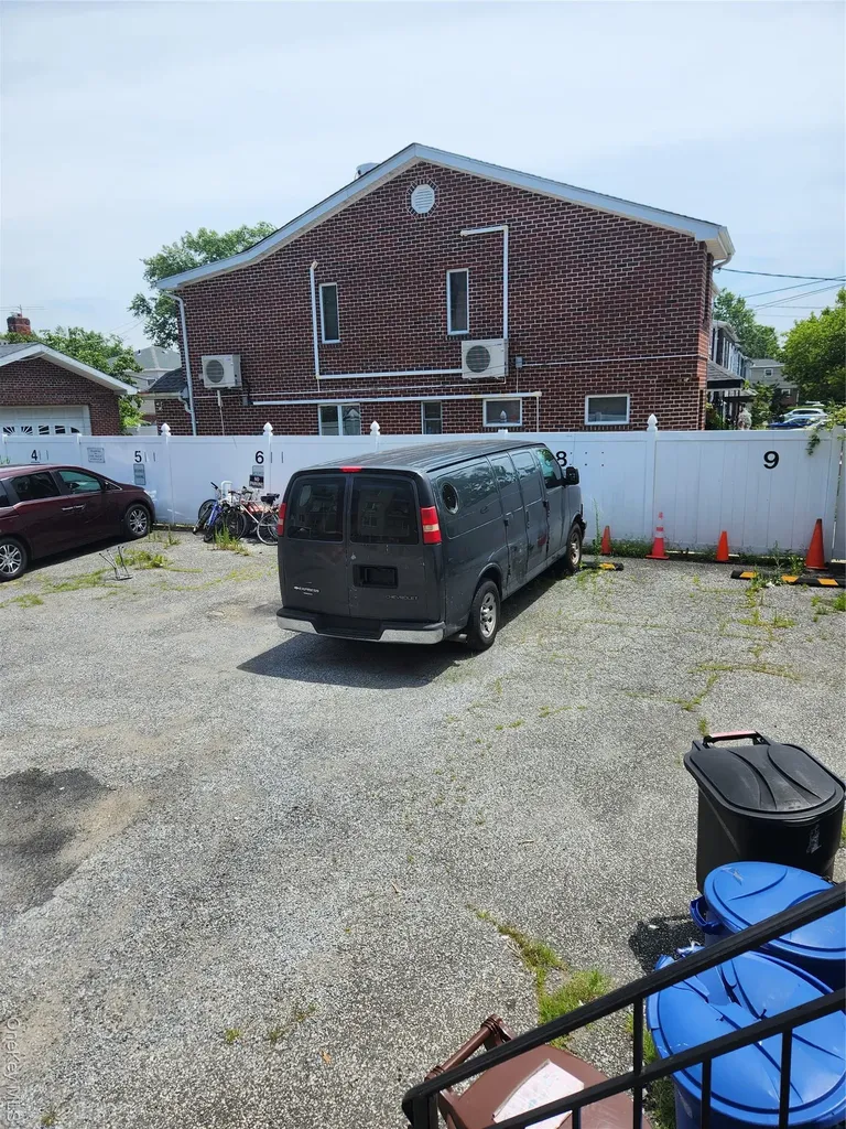 199-04 47 Avenue Flushing NY 11358