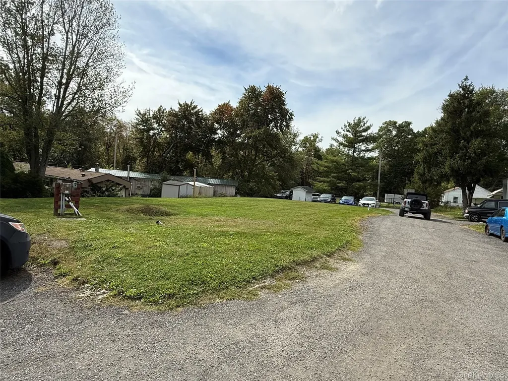 121 Cooper Road Fishkill NY 12524