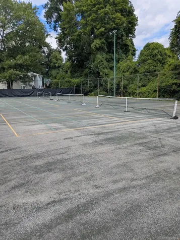 10 Squires Gate Poughkeepsie NY 12603