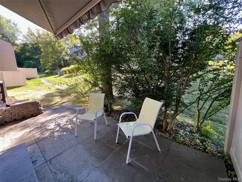 10 Squires Gate Poughkeepsie NY 12603