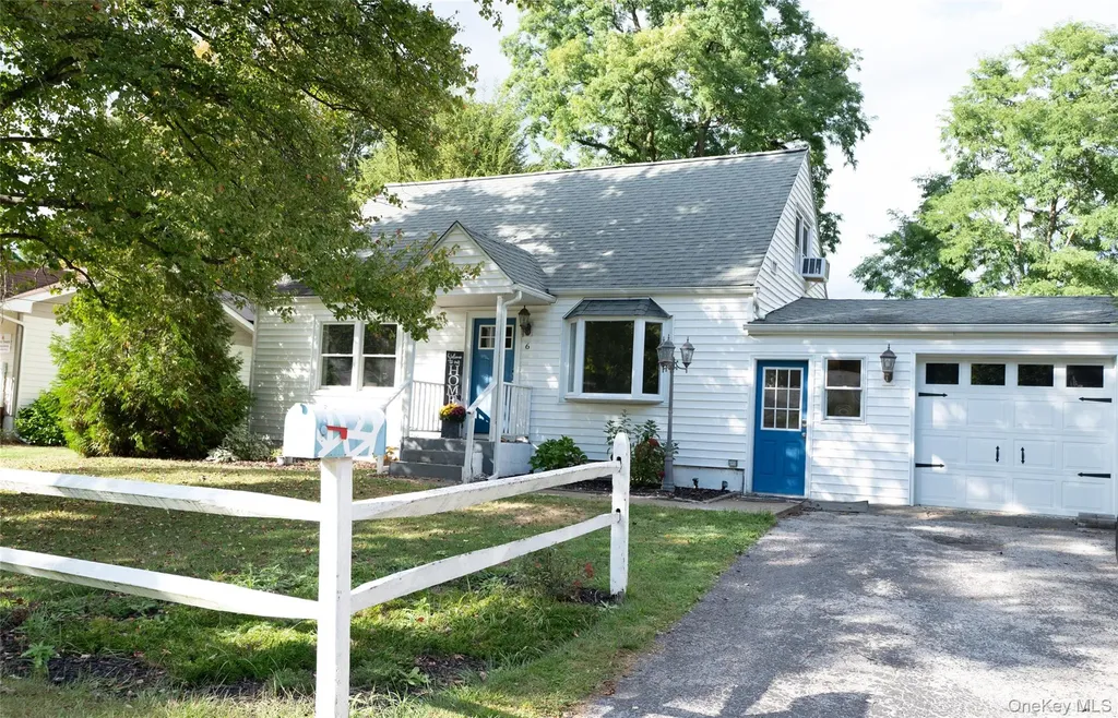 6 Christopher Avenue Highland NY 12528