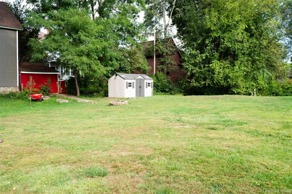 6 Christopher Avenue Highland NY 12528
