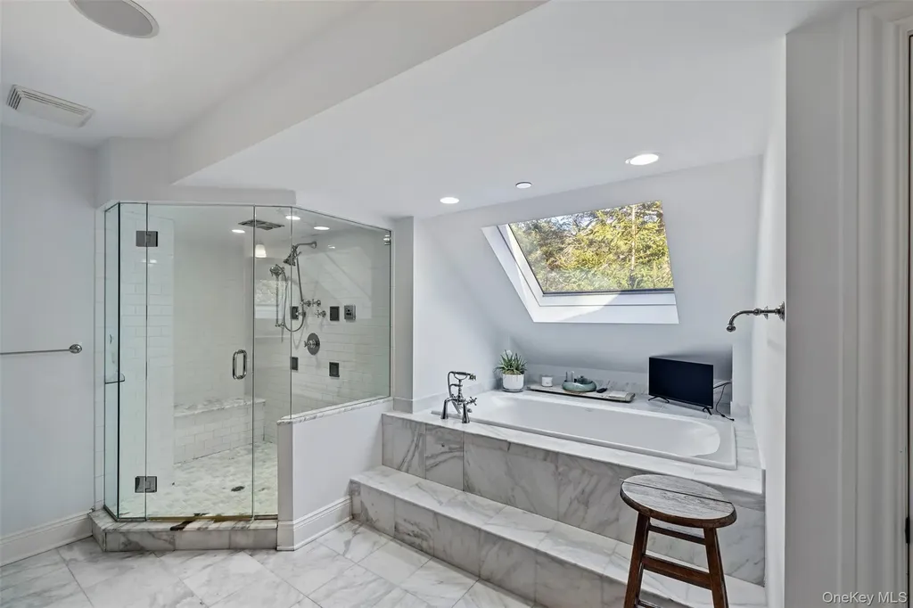 12 Bishop Park Road Pound Ridge NY 10576