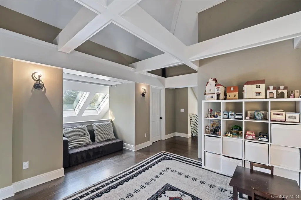 12 Bishop Park Road Pound Ridge NY 10576