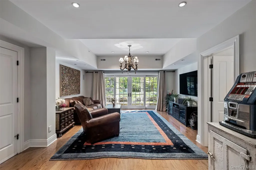 12 Bishop Park Road Pound Ridge NY 10576