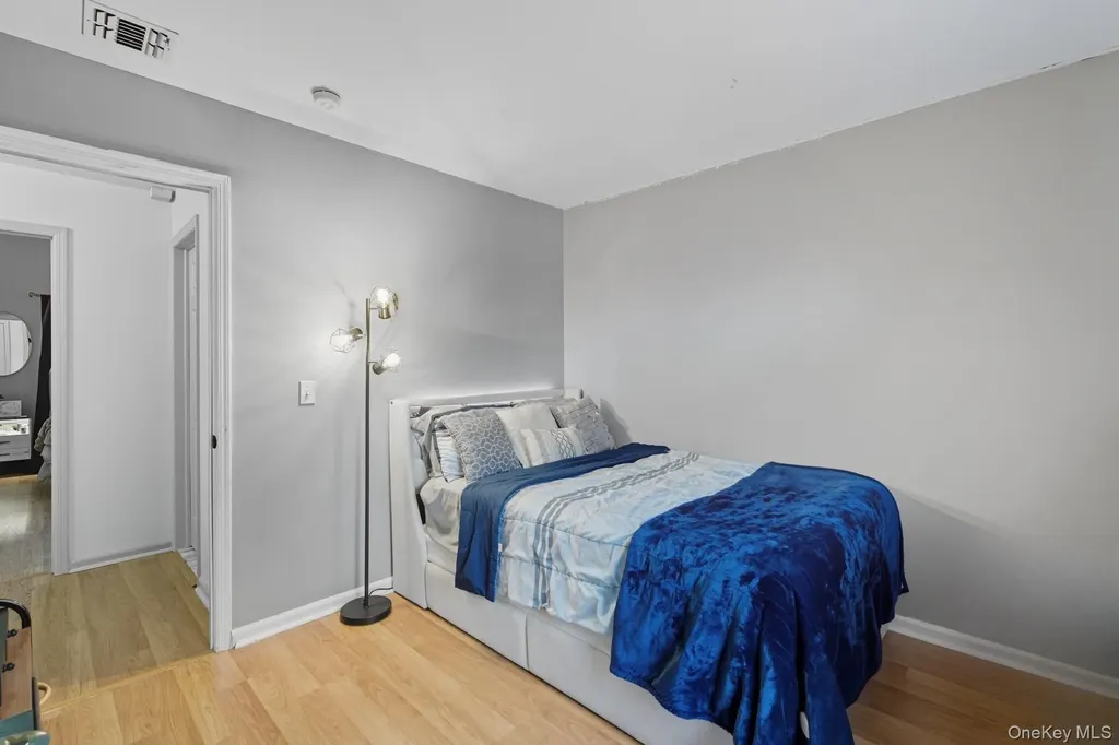 42 Biltmore Drive Mastic Beach NY 11951
