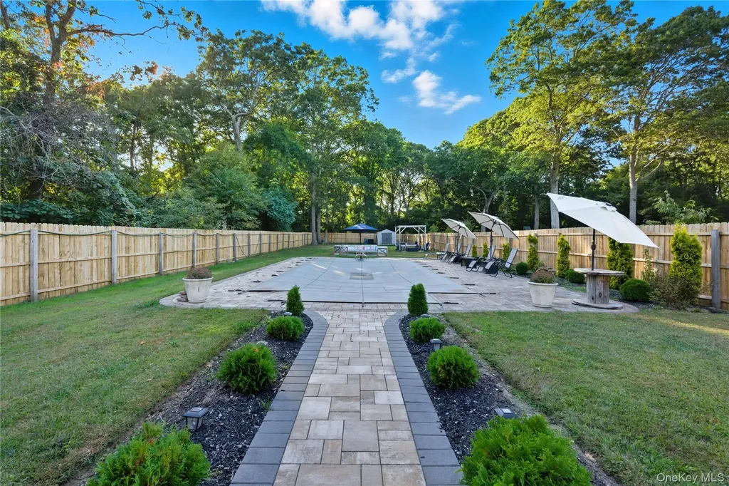 42 Biltmore Drive Mastic Beach NY 11951