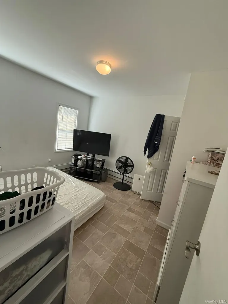 33 Linden Avenue Hempstead NY 11550