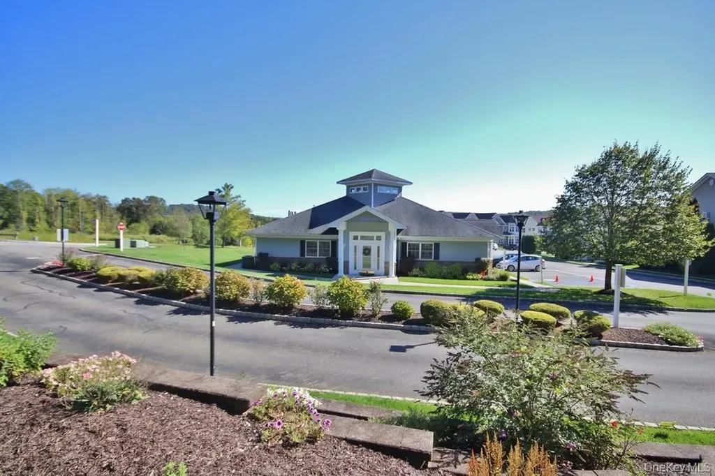 505 Egrets Landing Carmel NY 10512