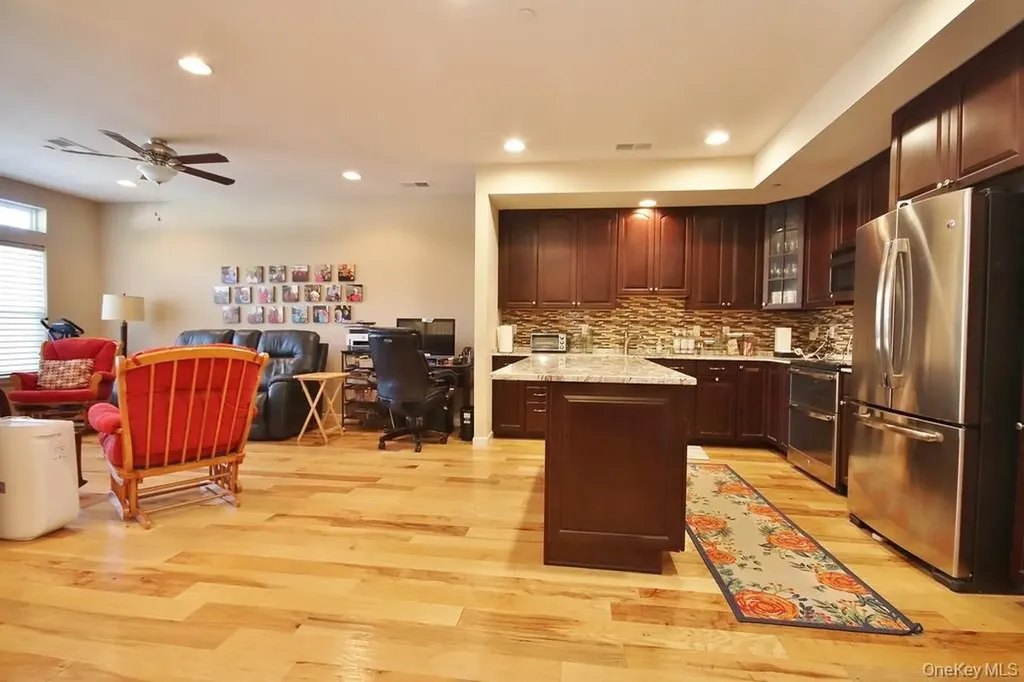 505 Egrets Landing Carmel NY 10512