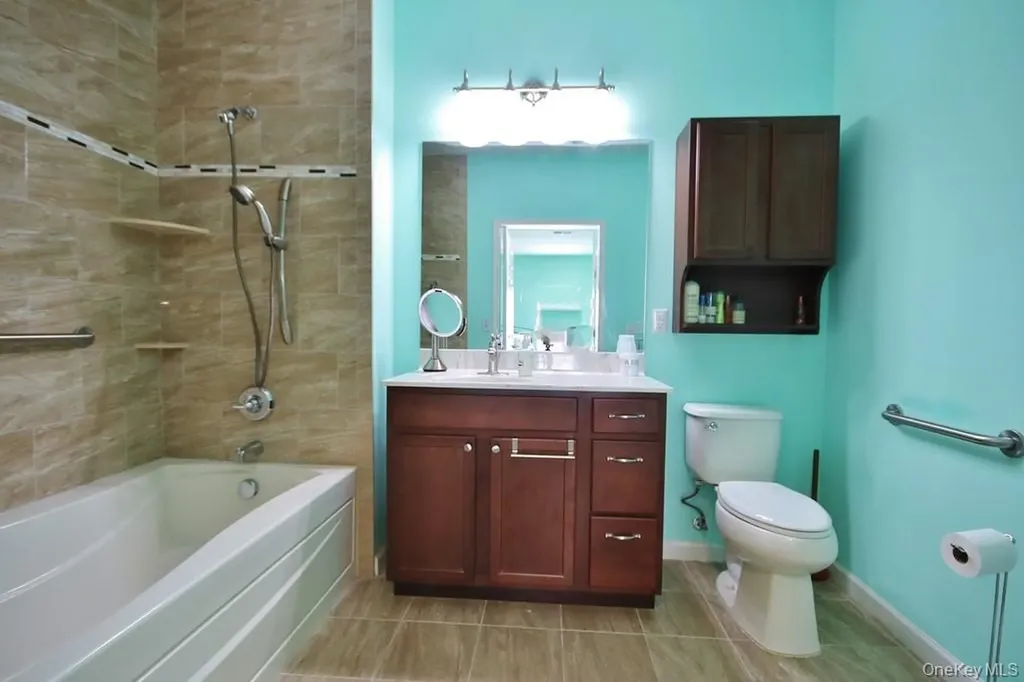 505 Egrets Landing Carmel NY 10512