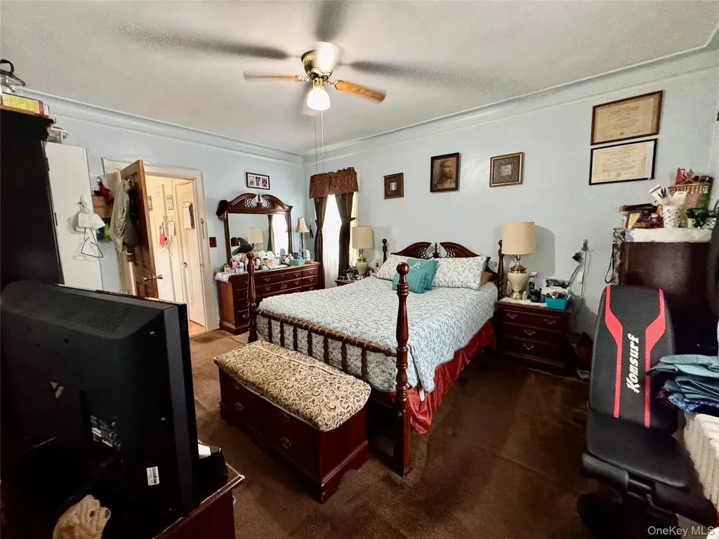 2181 Strang Avenue Bronx NY 10466