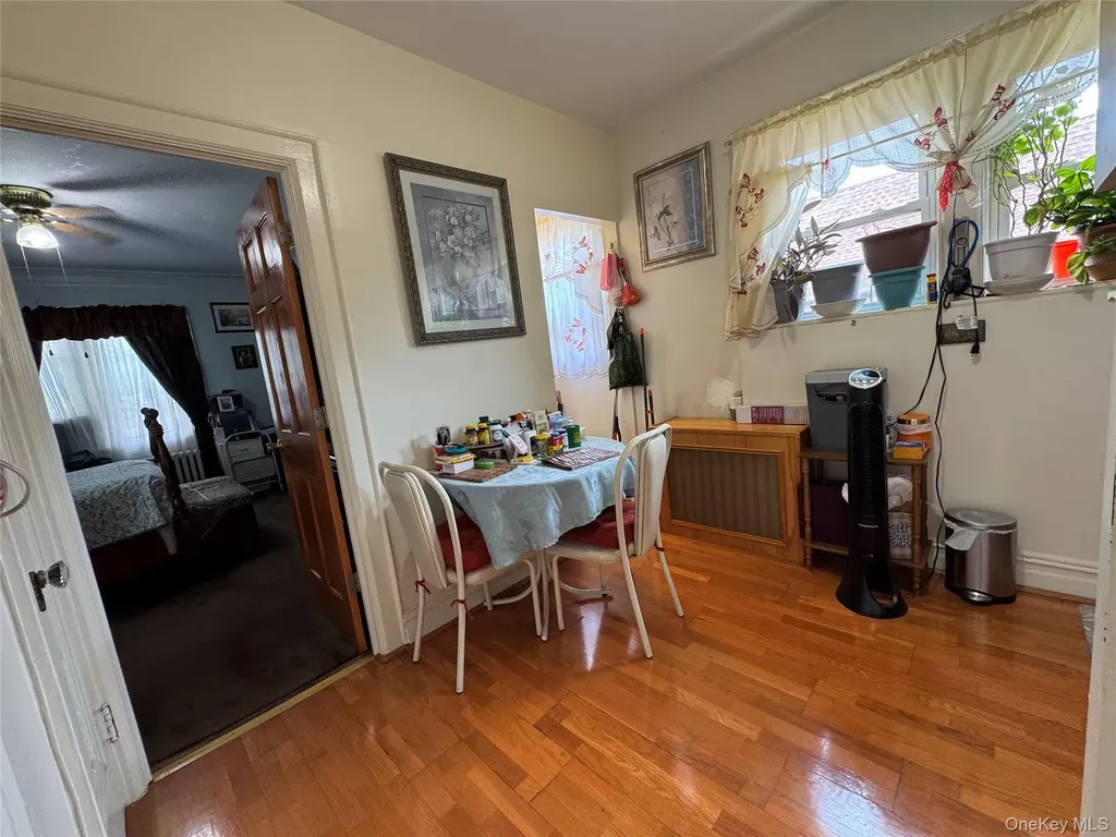 2181 Strang Avenue Bronx NY 10466