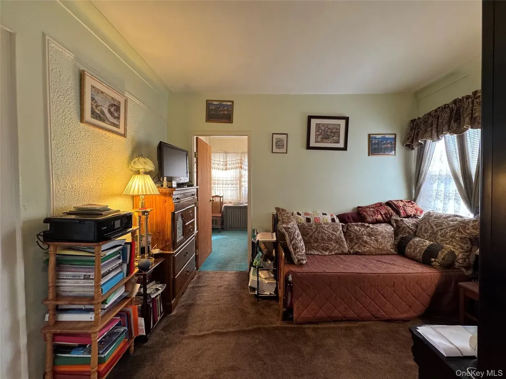 2181 Strang Avenue Bronx NY 10466
