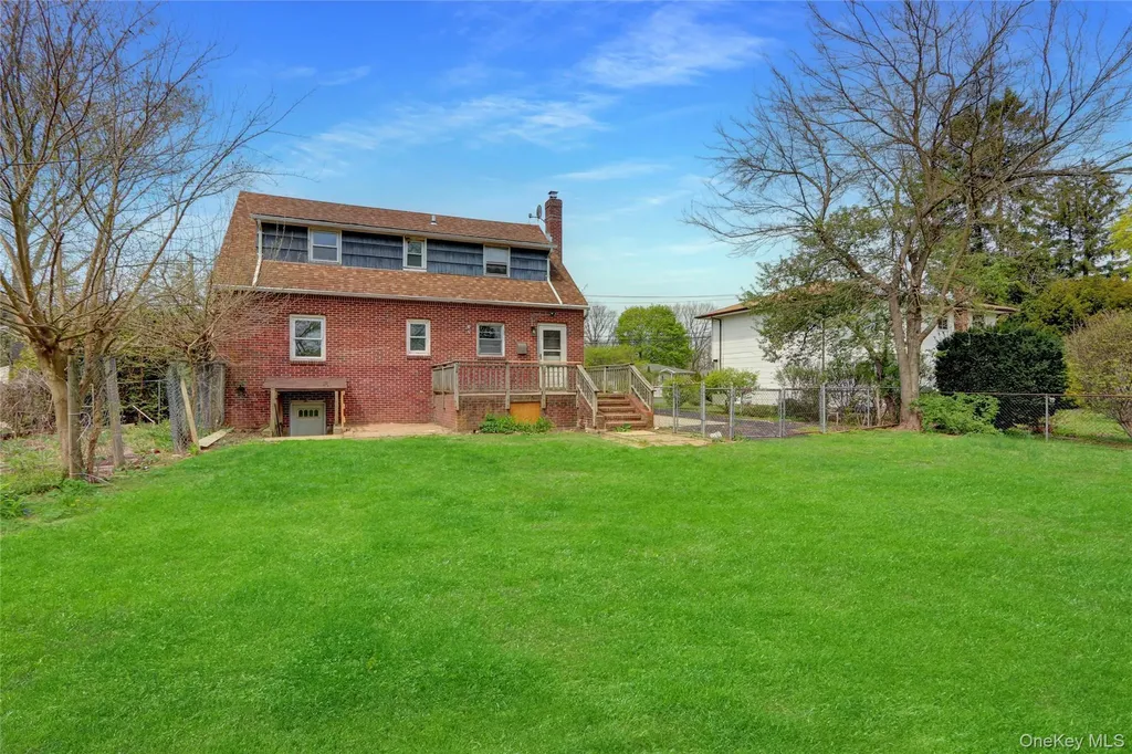 1707 N Gardiner Drive Bay Shore NY 11706