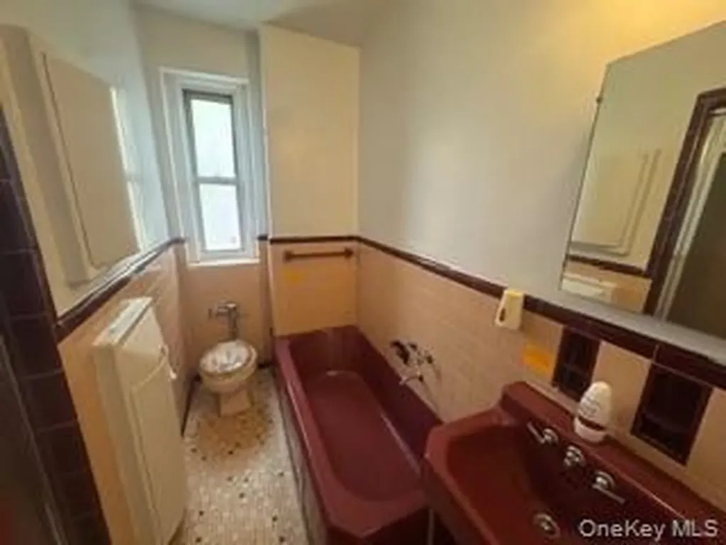 860 Grand Concourse Bronx NY 10451