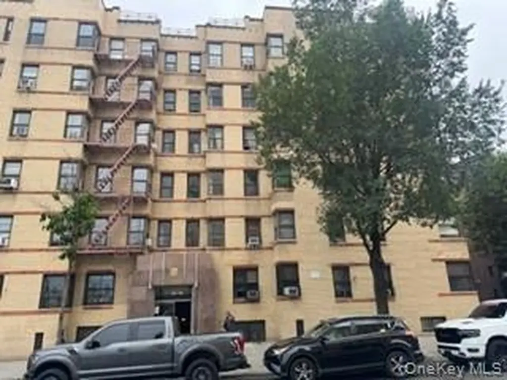860 Grand Concourse Bronx NY 10451