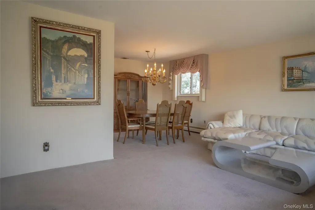 1109 Jefferson Place Baldwin NY 11510