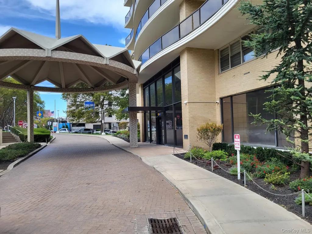 10210 66th Road Forest Hills NY 11375