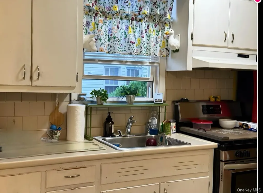 5738 63rd Street Maspeth NY 11378