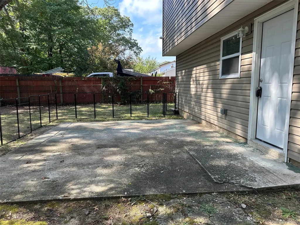9 Juniper Place Amityville NY 11701