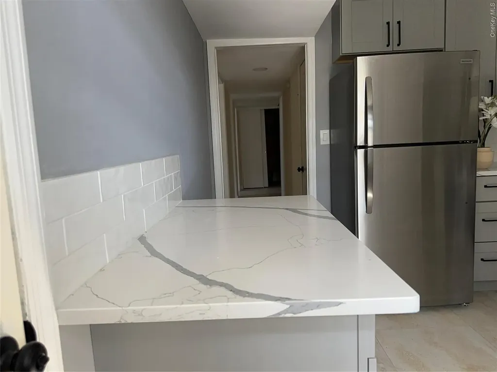9 Juniper Place Amityville NY 11701