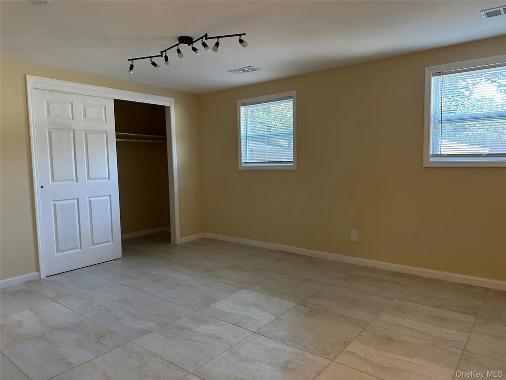 9 Juniper Place Amityville NY 11701