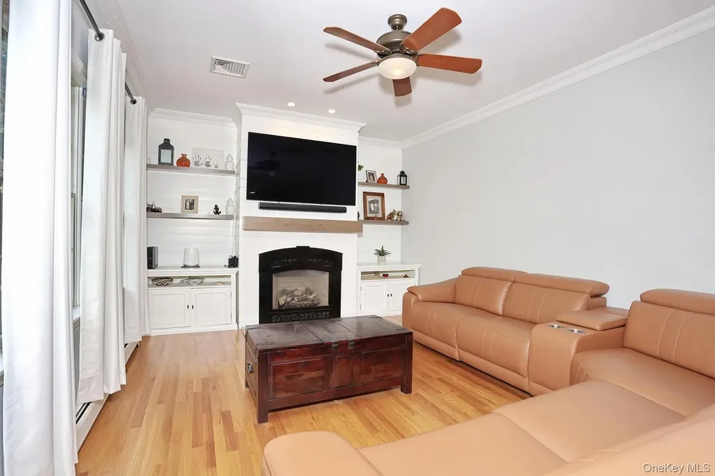 97 E Park Avenue Pearl River NY 10965