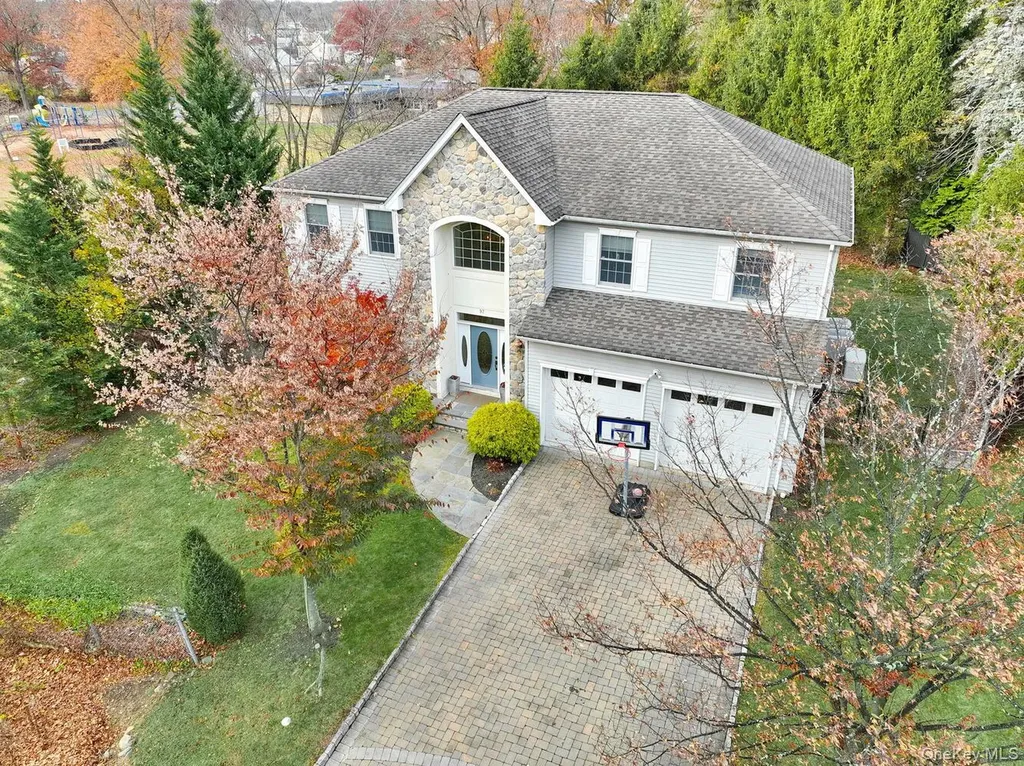97 E Park Avenue Pearl River NY 10965