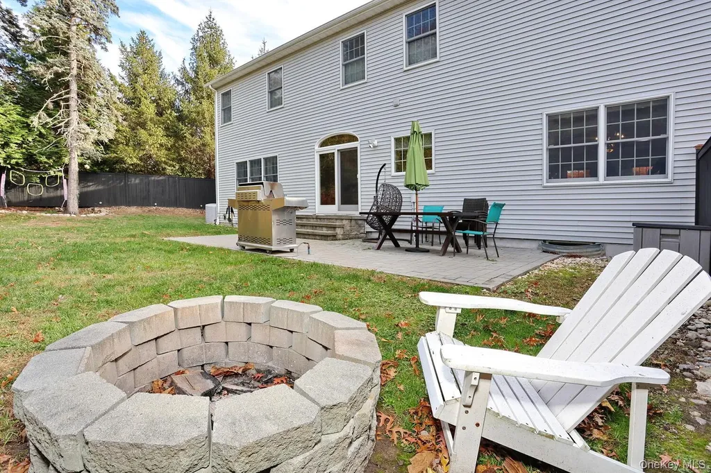 97 E Park Avenue Pearl River NY 10965