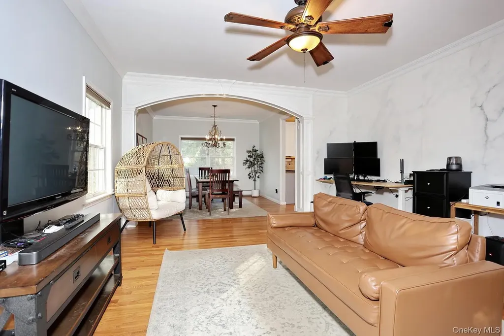 97 E Park Avenue Pearl River NY 10965