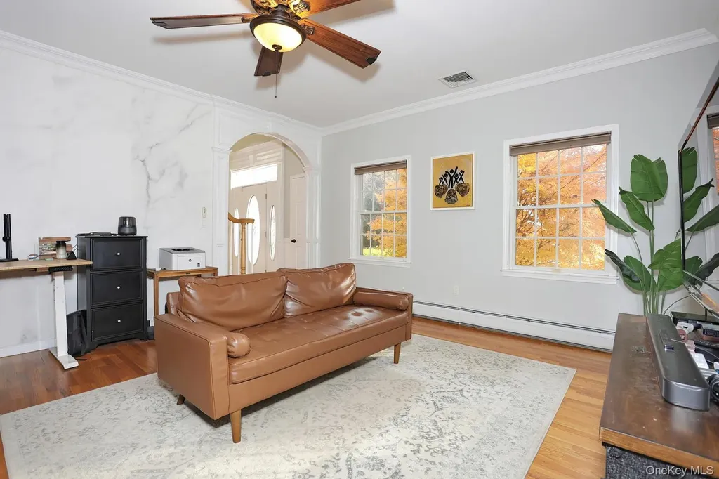 97 E Park Avenue Pearl River NY 10965