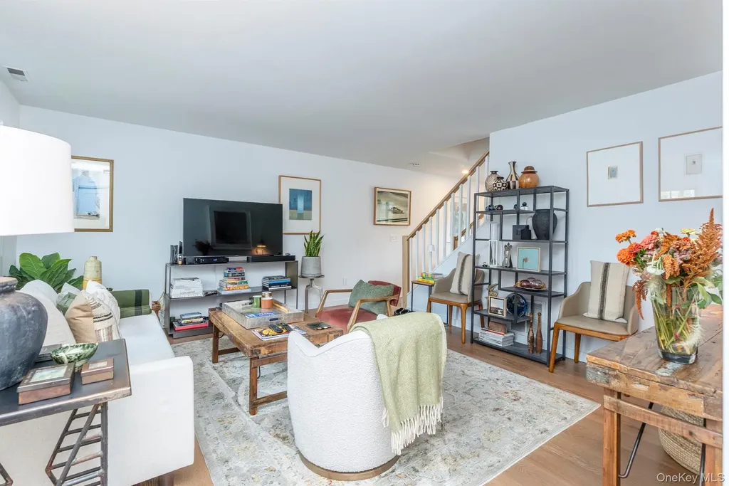 64 Broadway Kingston NY 12401