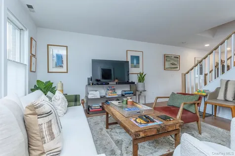 64 Broadway Kingston NY 12401