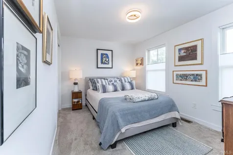 64 Broadway Kingston NY 12401