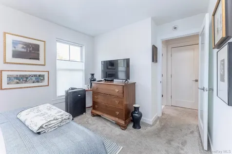 64 Broadway Kingston NY 12401